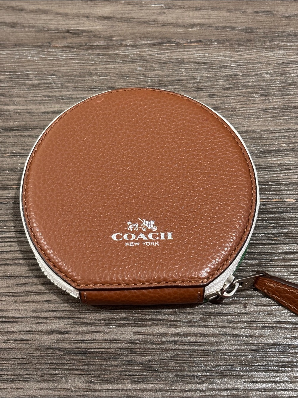 Coach- NWOT! RARE Brown Leather Round Zip Coin Wallet with Green Cactus Patch - Picture 4 of 10